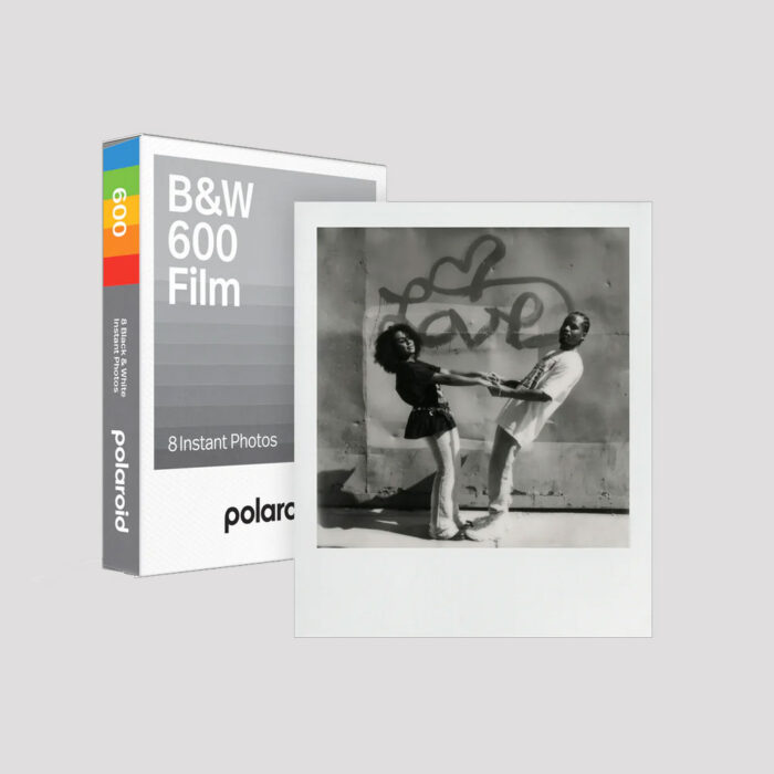 Polaroid B&W 600 Film (8 Shots)
